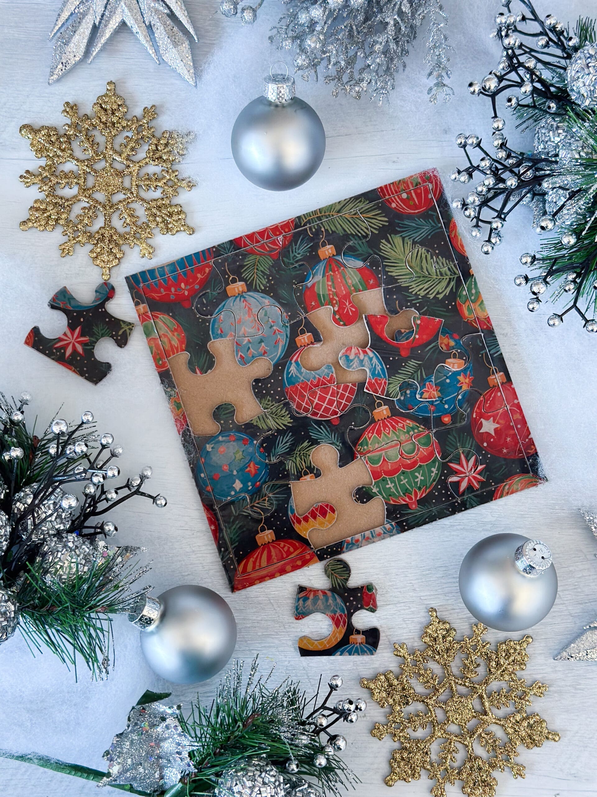 Make an Adorable Holiday DIY Puzzle with the Cricut Maker 3