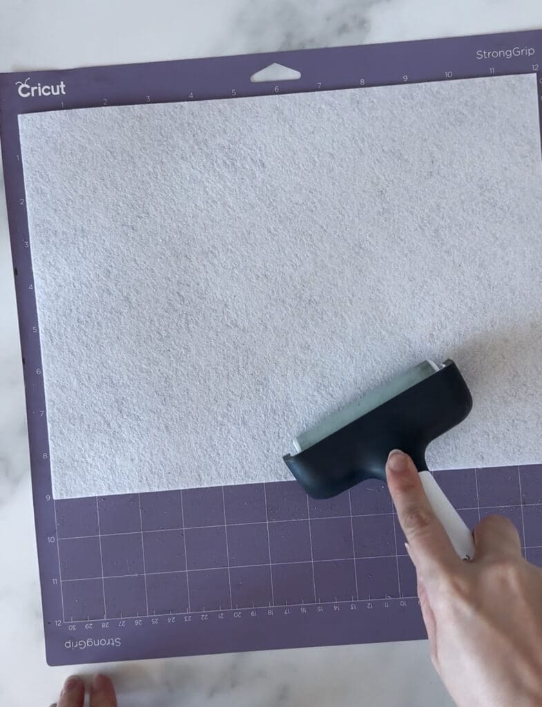 Adding white felt to Cricut grip mat